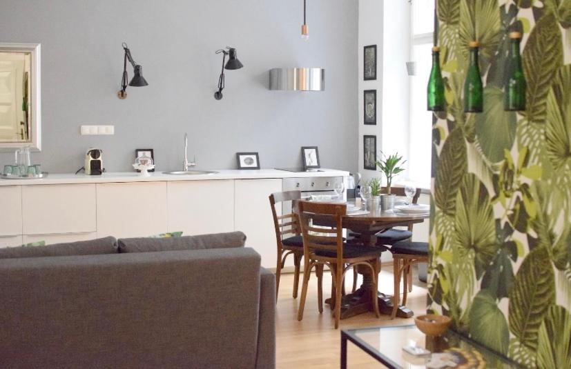 Imola'S Place In Downtown Budapest By The Danube Exterior photo